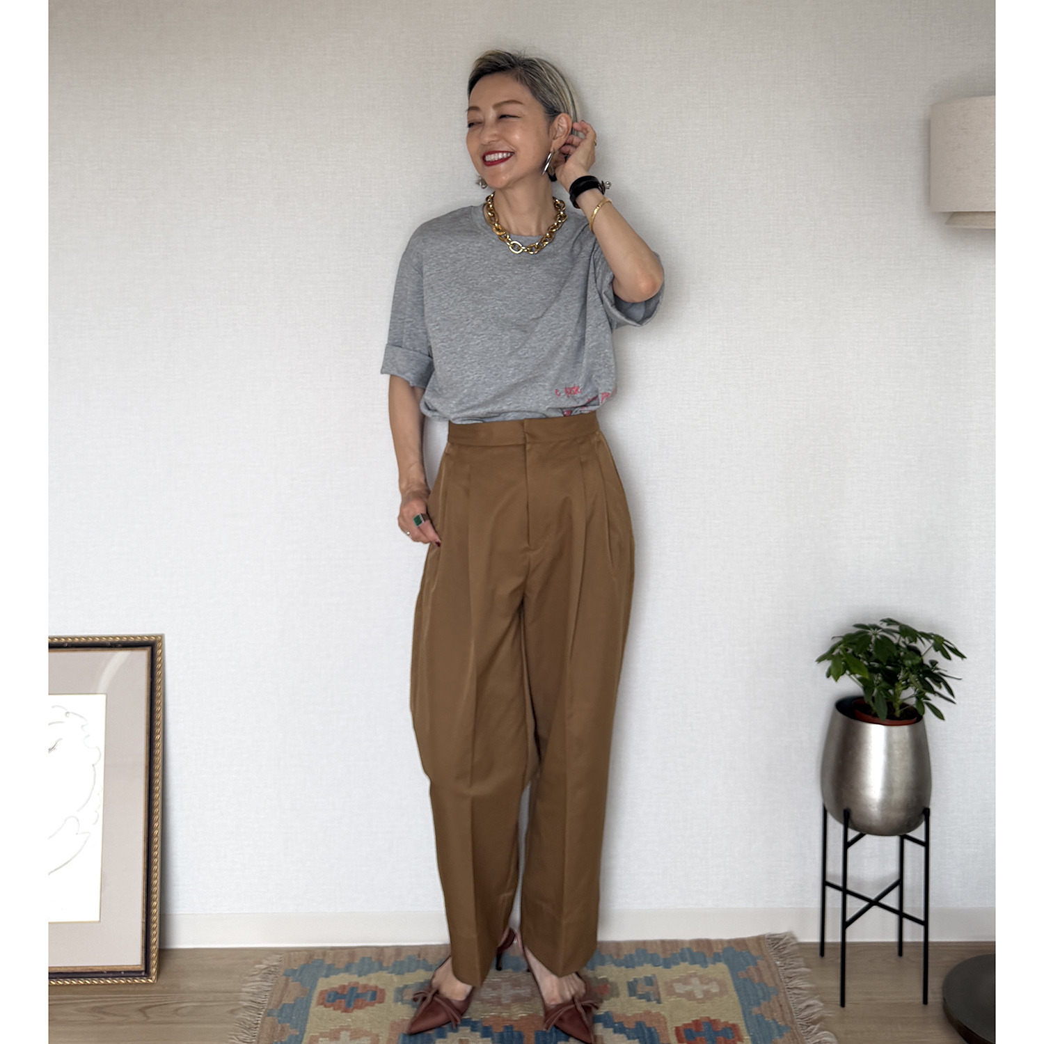 ラ　ヴァーグ　デトワール 袖口ターンバック ソフトコットン混天竺 メッセージプリント リラックスＴシャツ