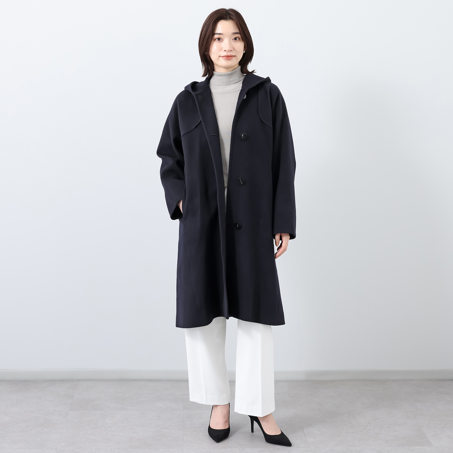 元町ゼラール ラグジュアリーの極み！ 内モンゴルアルバス産 ホワイトカシミヤ１００％ ロング丈ダッフルコート