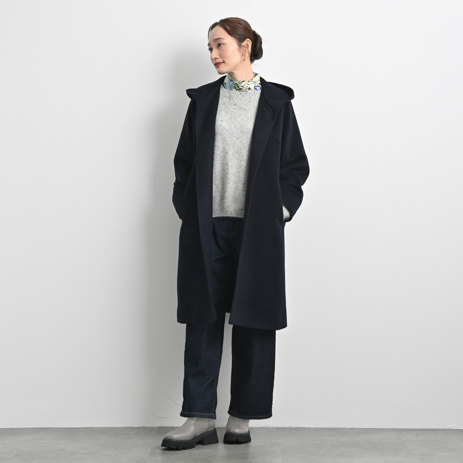 元町ゼラール ラグジュアリーの極み！ 内モンゴルアルバス産 ホワイトカシミヤ１００％ ロング丈ダッフルコート
