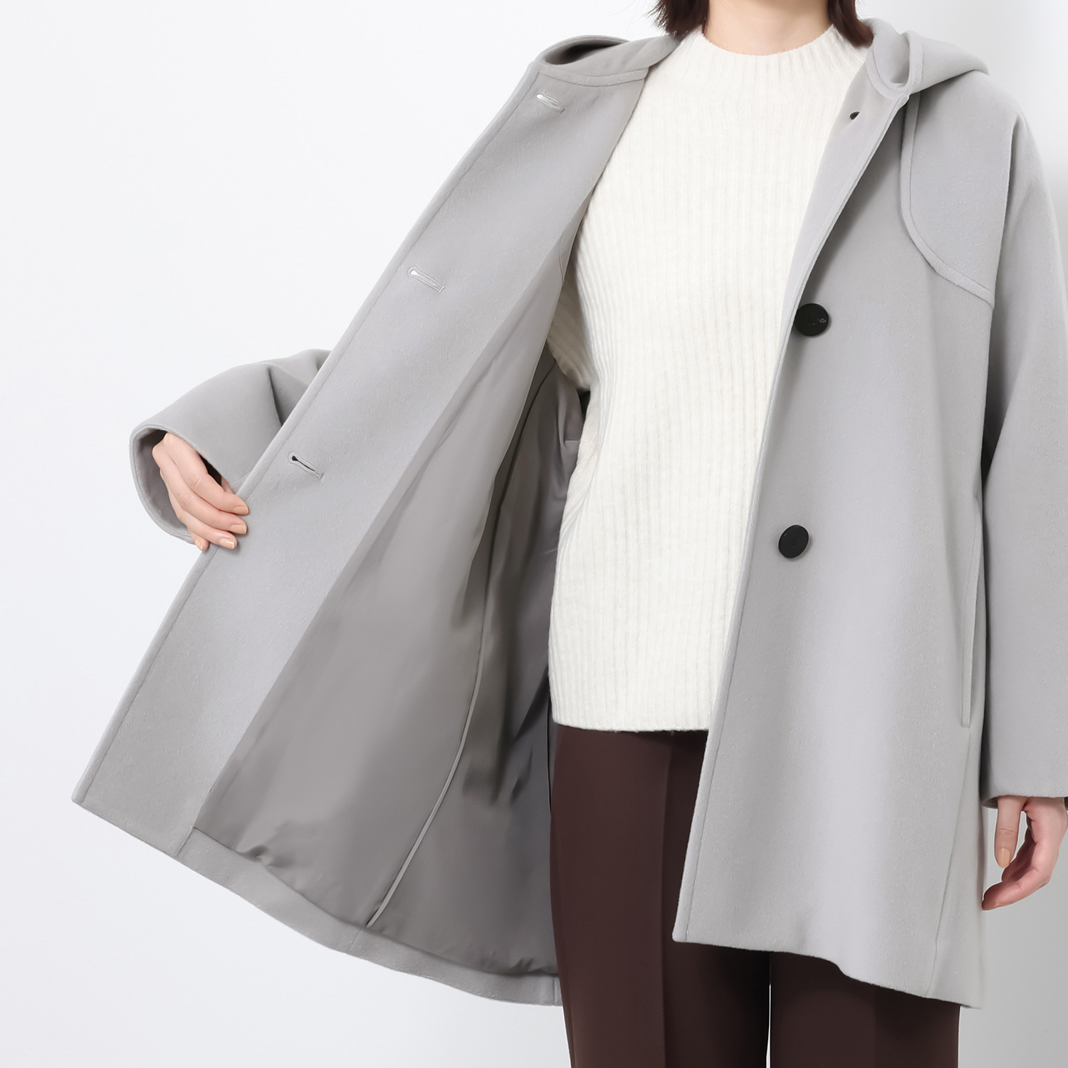 元町ゼラール ラグジュアリーの極み！ 内モンゴルアルバス産 ホワイトカシミヤ１００％ ミドル丈ダッフルコート