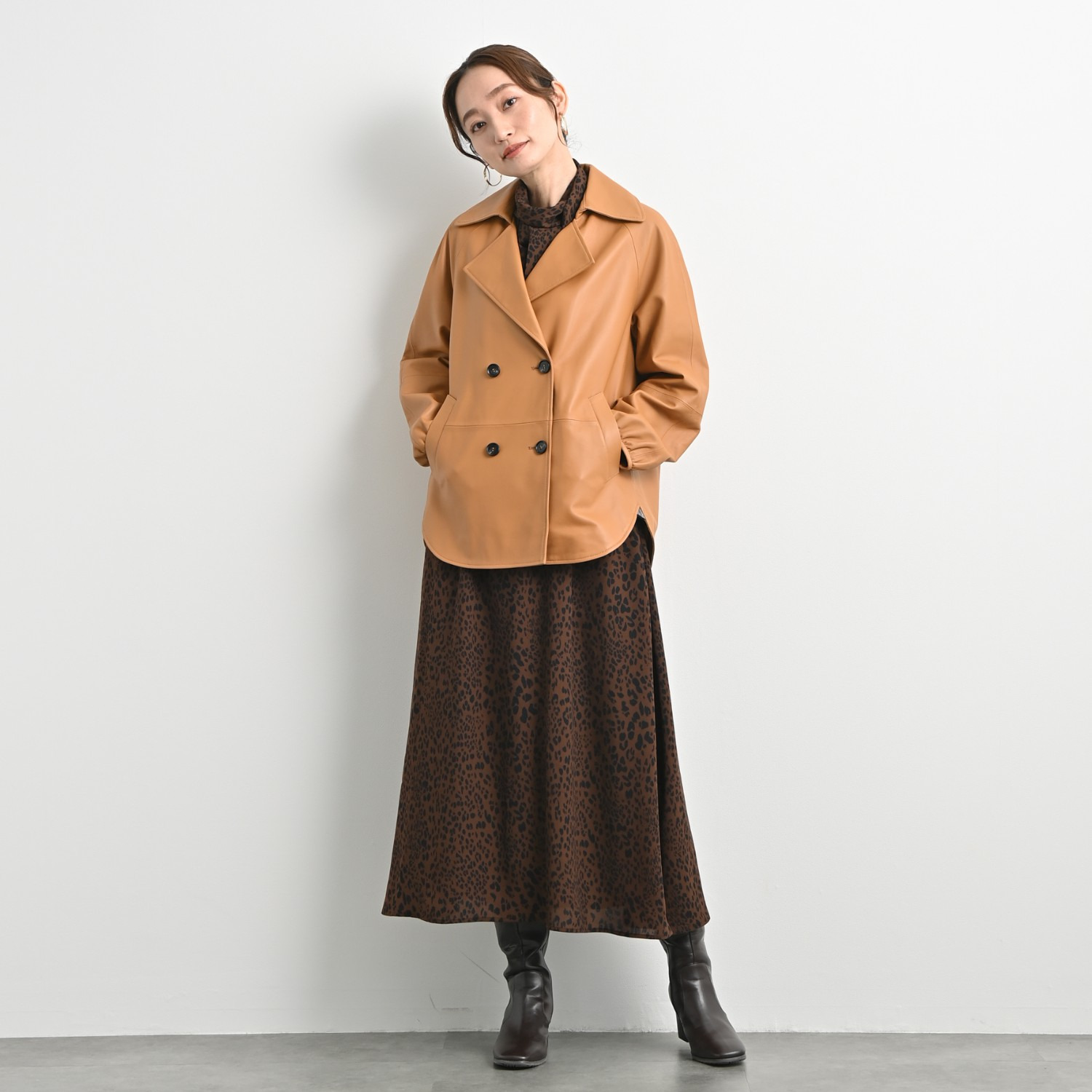 元町ゼラール トルコ産ソフトラムレザー ブレードテープ使い Ｐコート風ジャケット