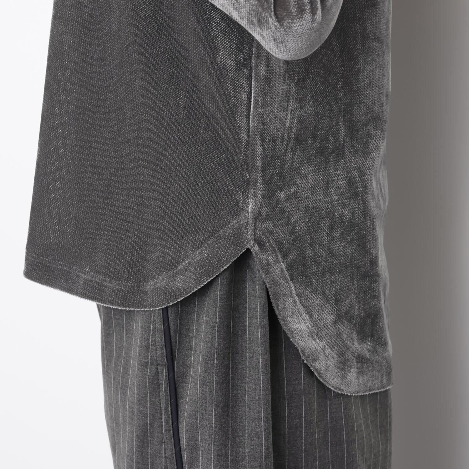 オン　ザ　エッジ メッシュベロアが 新鮮コーデ 裾シャツテール 長袖プルオーバー