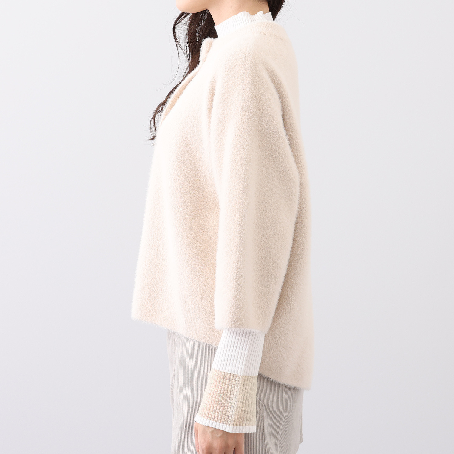 アトリエ　クース ふんわり柔らかく軽くて ストレッチ抜群！ はおるだけで今年顔になる ファーニットジャケット