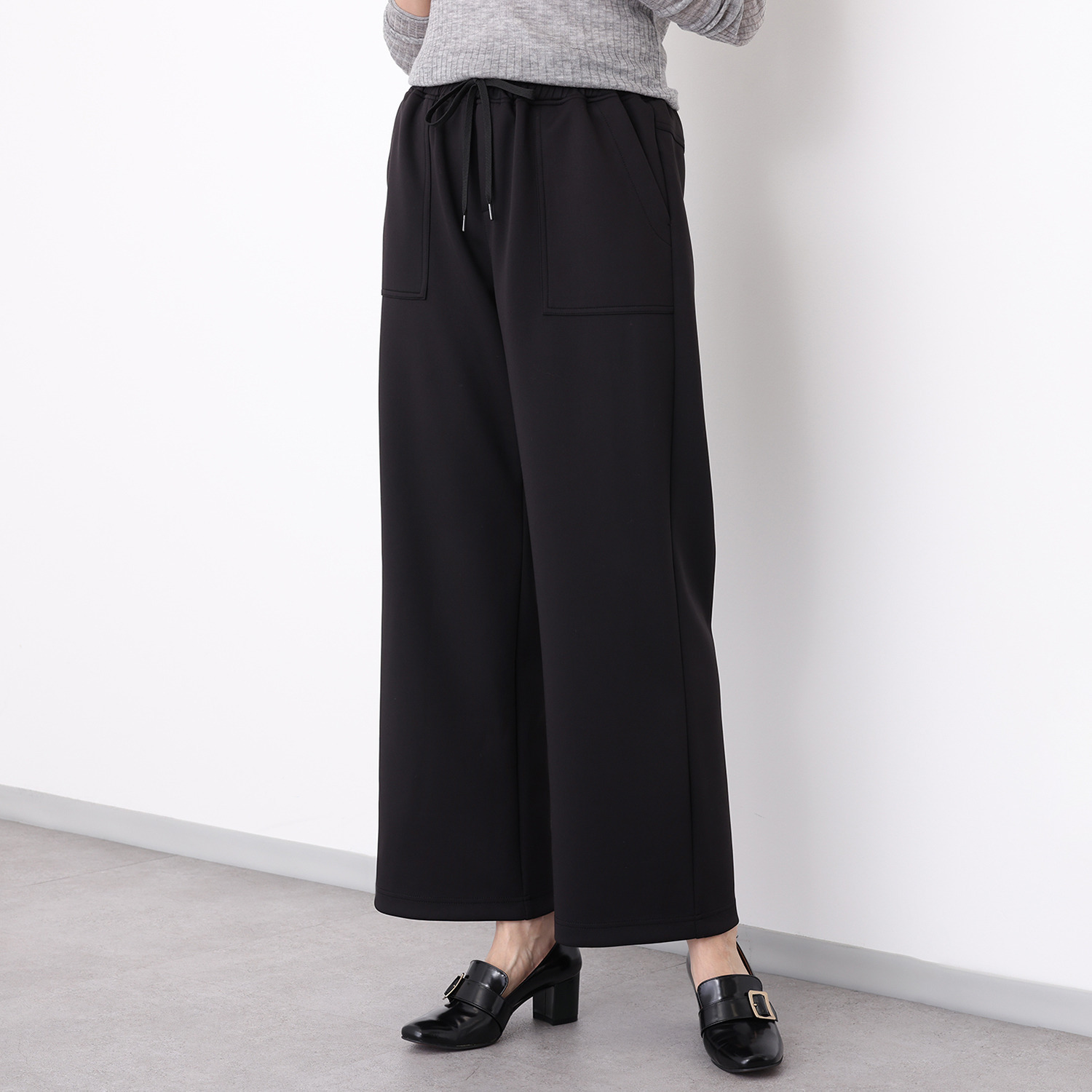 ディアルマ ストレートパンツ