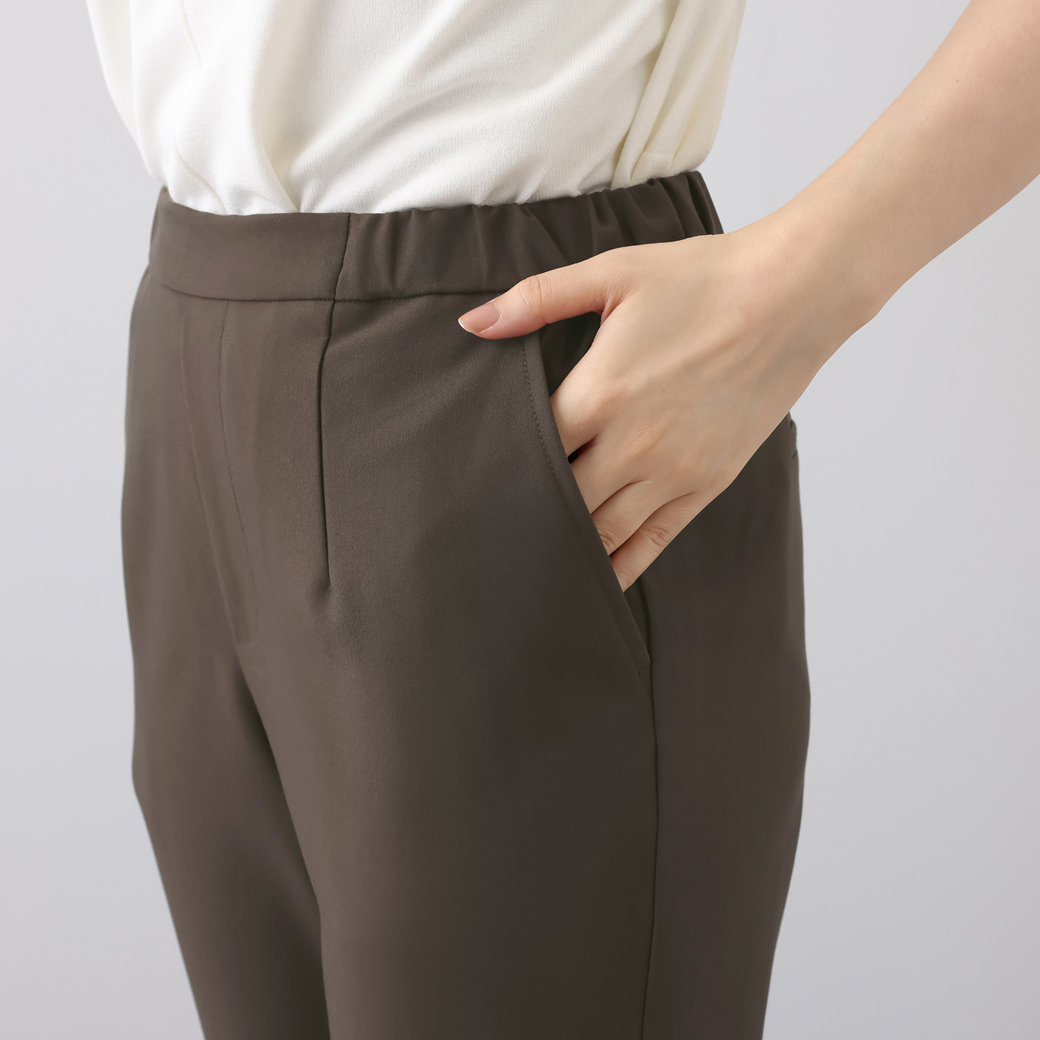 タマミ　ワタナベ ストレッチパンツ “マジックスティック”