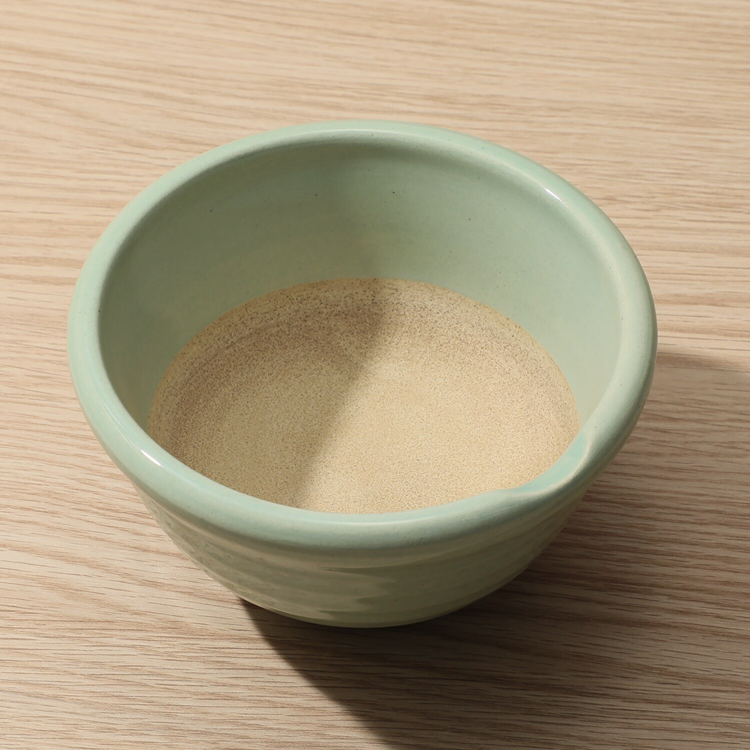 お料理をもっと楽しく！ お手入れラクラク！ 溝のないすり鉢 “めぐみ鉢” ＜大小２個セット＞