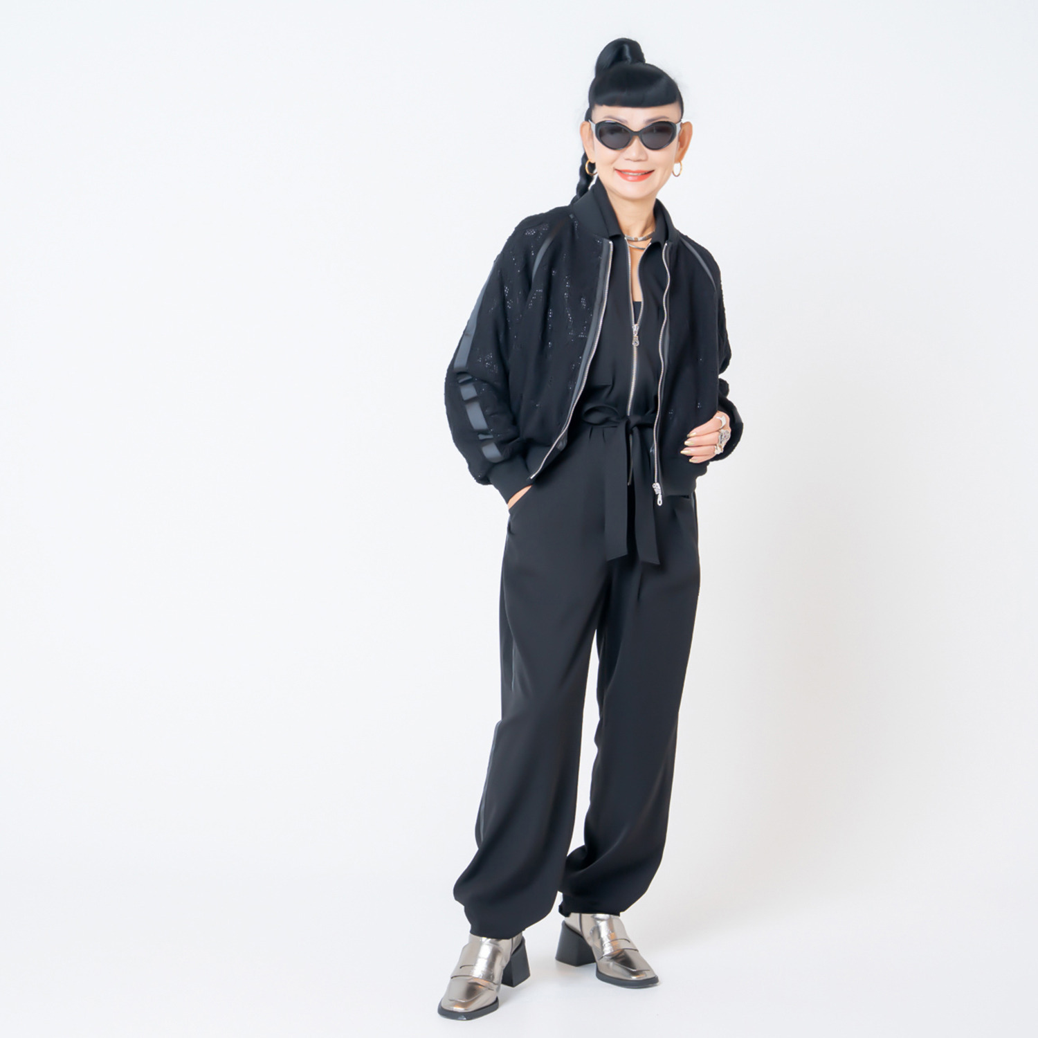 キョウコ　ヒガ ソフトな ジャンプスーツ