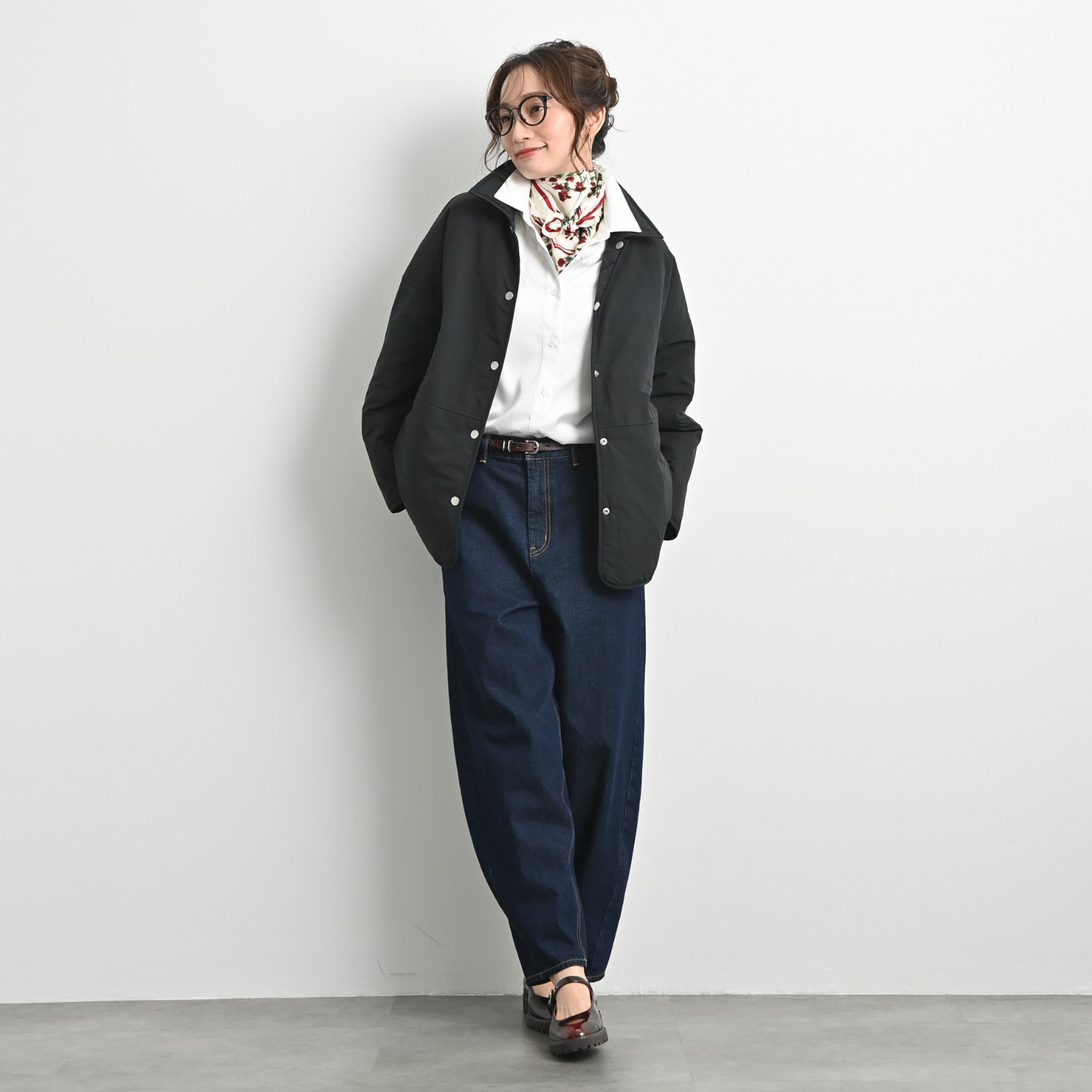 ＢＯＵＮＣＹ　ＢＯＮＤ カーブデザイン デニムパンツ