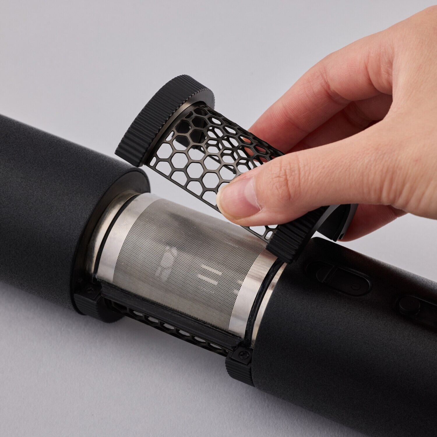 カドー 軽量＆スリムで 驚くほど手軽に使える！ 大風量のふとん乾燥機 フェーンプロ ＦＥＮ−Ｐ０１