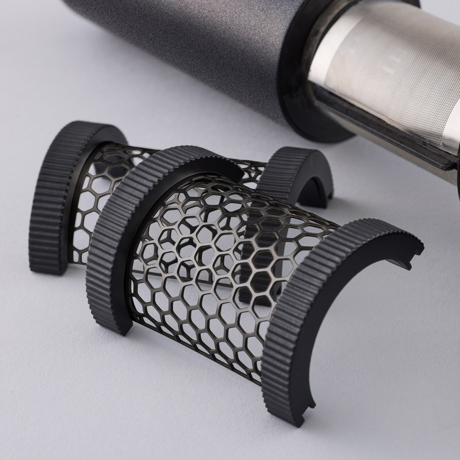 カドー 軽量＆スリムで 驚くほど手軽に使える！ 大風量のふとん乾燥機 フェーンプロ ＦＥＮ−Ｐ０１