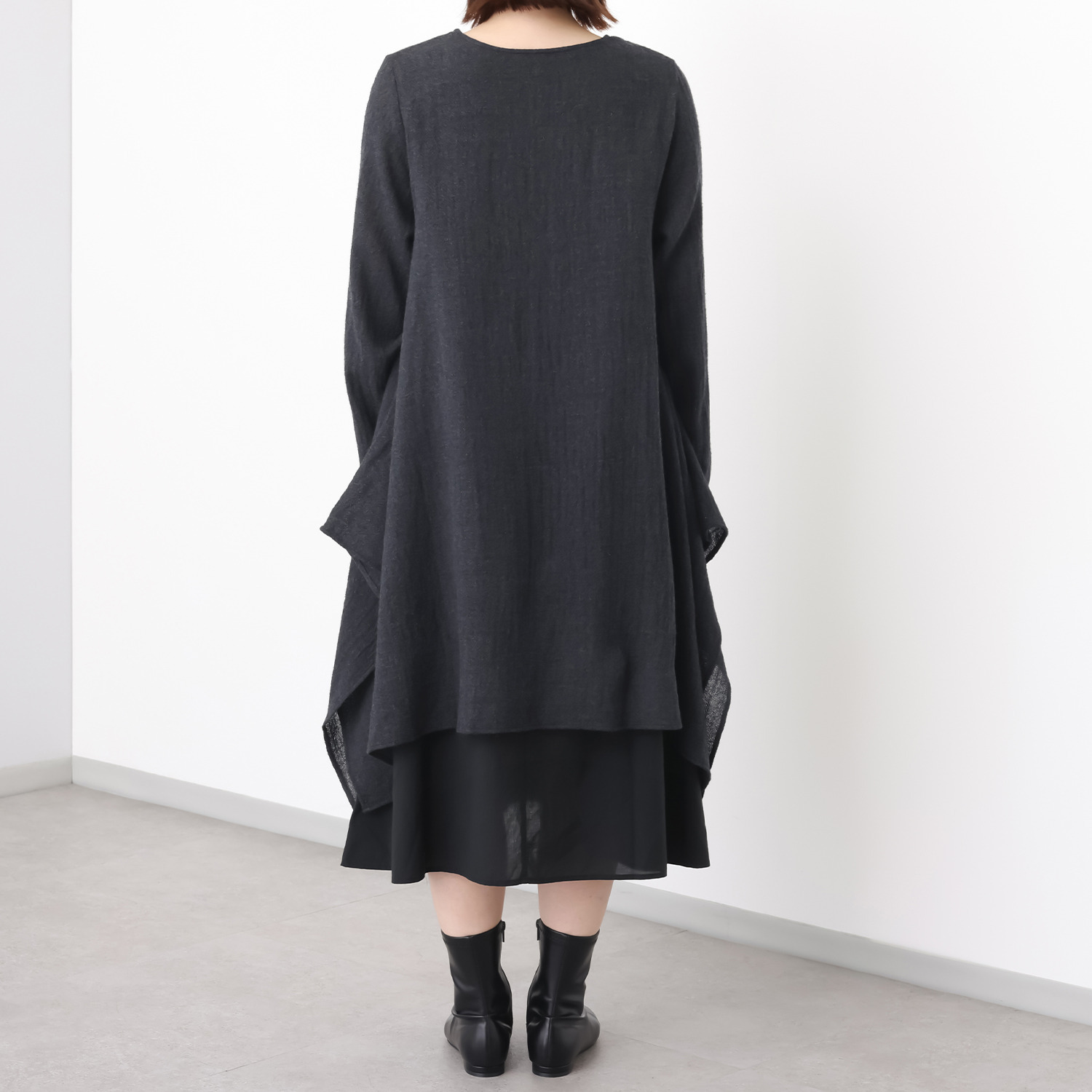 イロフシ 軽くて暖かいウールガーゼ 鈍色東雲ワンピース