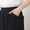 イロフシ 黒天竺裁切裾 タックバルーンパンツ