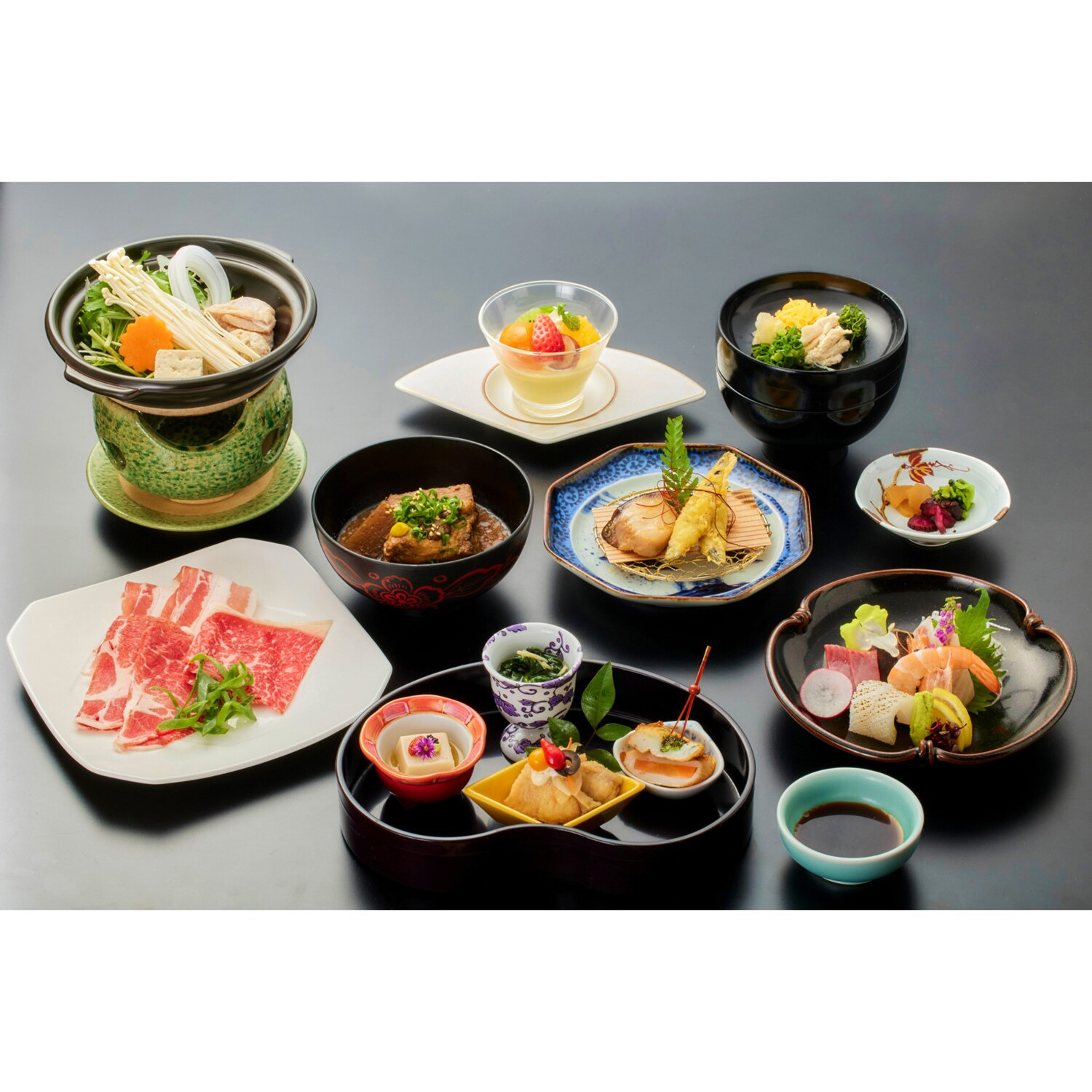 飛鳥ＩＩの船旅と 春の鹿児島　４日間 ＜名古屋　２名１室 　バルコニー 　３月１７日出発＞ 
